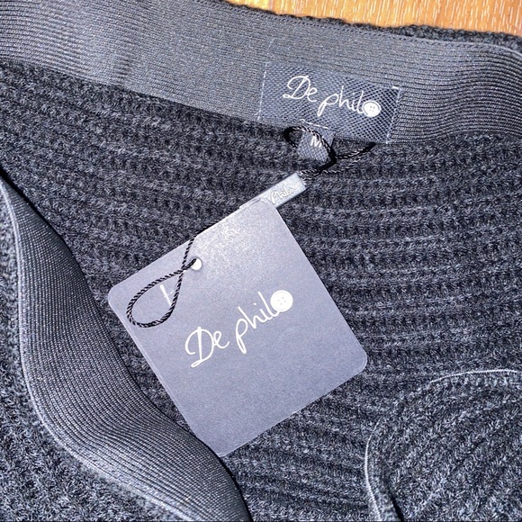 🔥De Philo Black Flare Mini Skirt - Picture 3 of 3